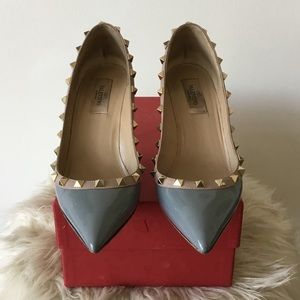 Valentino Rockstud Pump